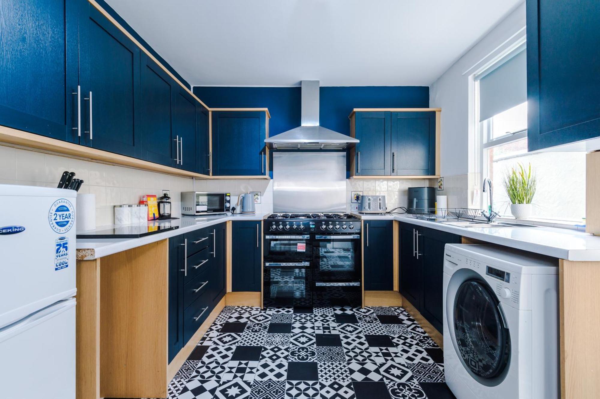 Large 7 Bedroom Town House In Chester City Centre Luaran gambar